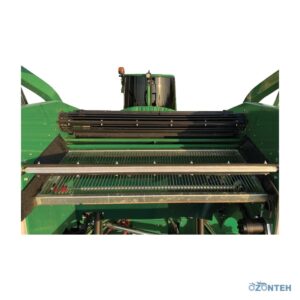 Sita vibrantă a combinei de recoltat nuci Monchiero 20115, montată după ventilator